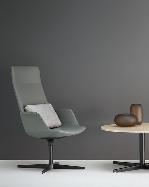 UNO lounge chair